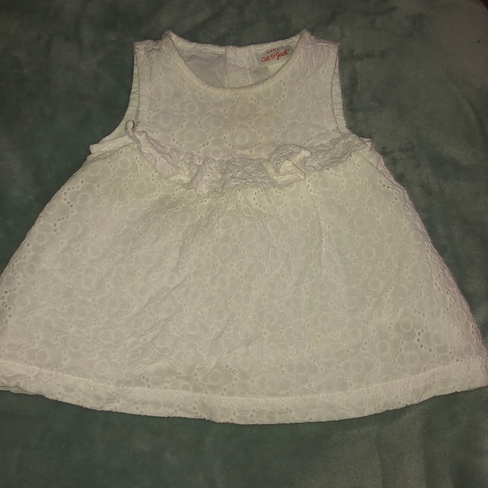 Two dresses for girls size 3months.